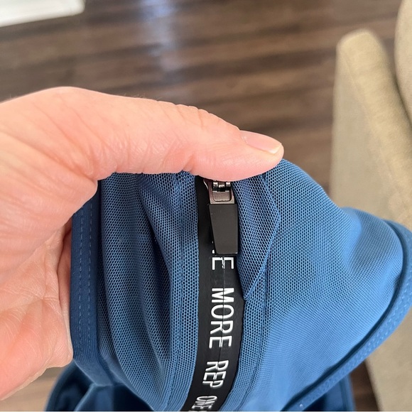 ZYIA Sports Bra Women's XL One More Rep Zip Back Racerback - Picture 5 of 6